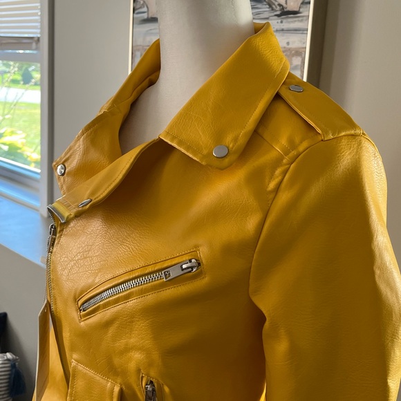 ❌SOLD Kela Yila Faux Leather Jacket - Picture 3 of 8